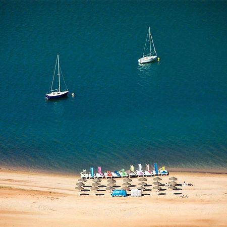 Camping Valdearenas Iznajar Bagian luar foto