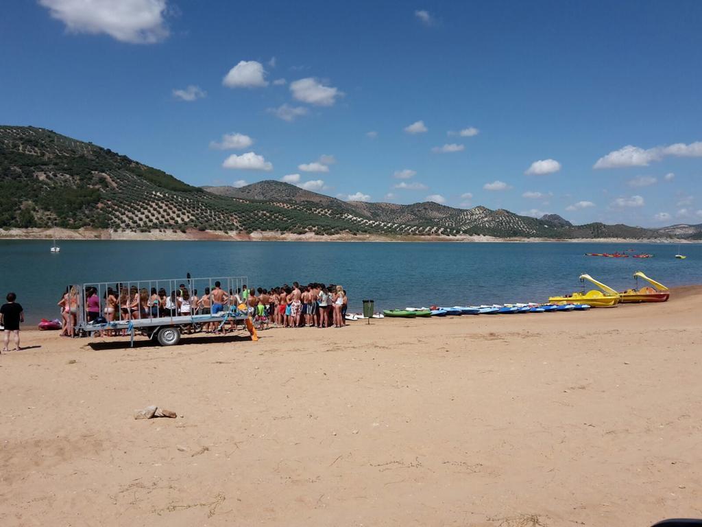 Camping Valdearenas Iznajar Bagian luar foto
